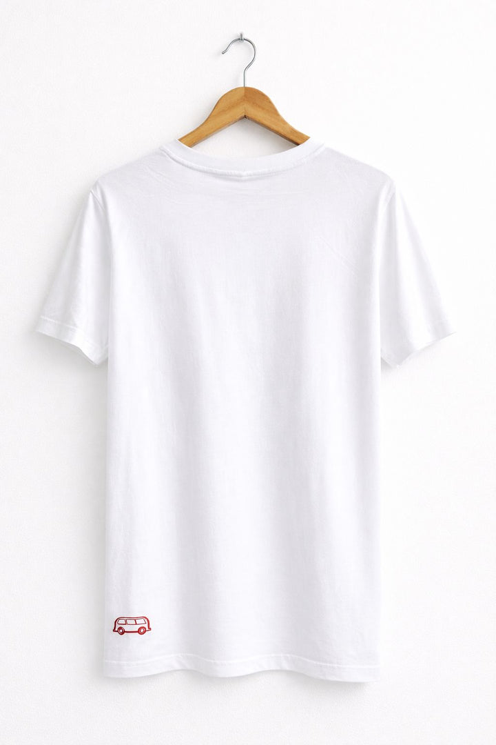 Everyday T-shirt. White & red